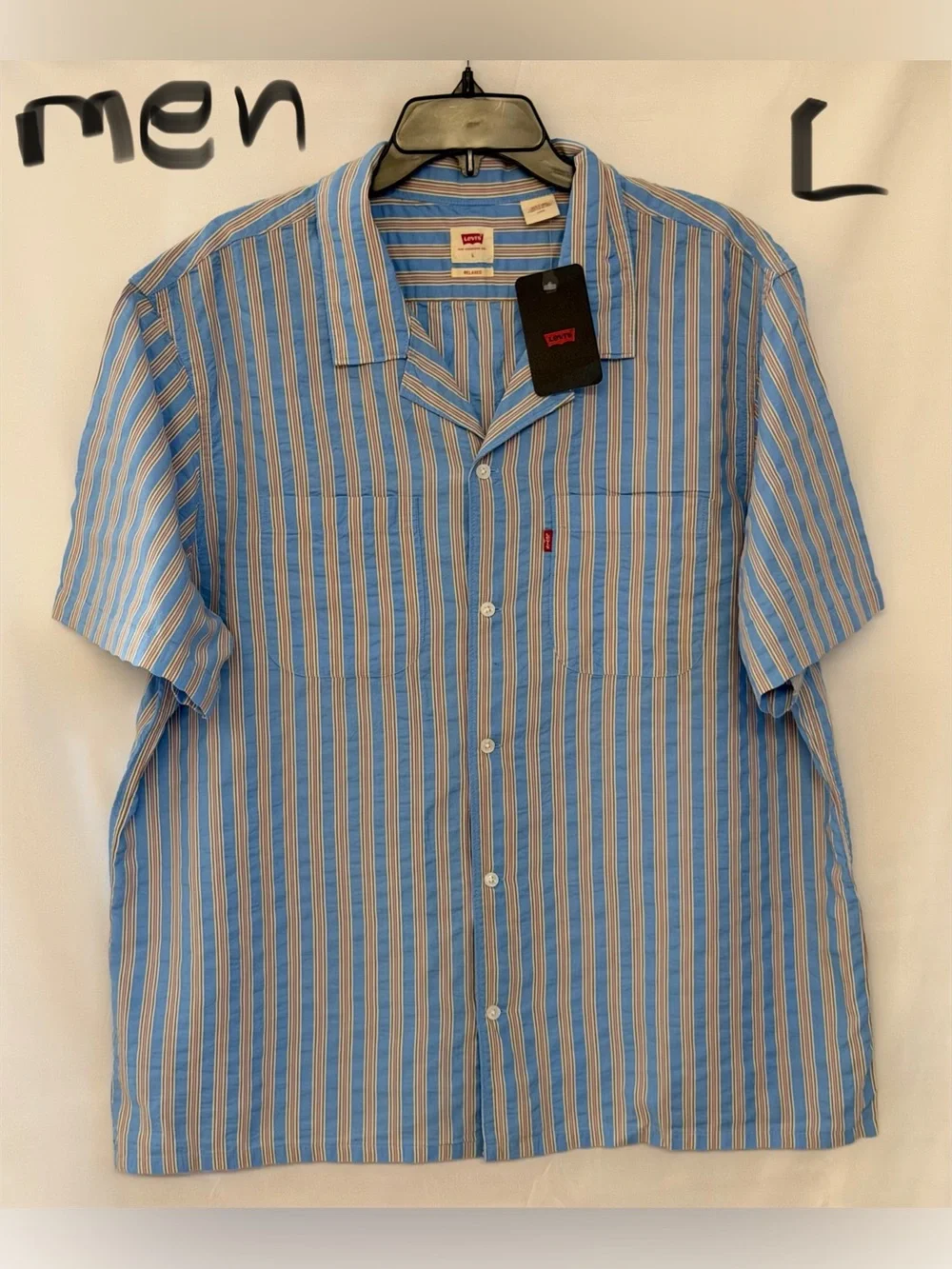 Levi's Men’s Light Blue and White Vertical Stripe Short-Sleeve Button-Down